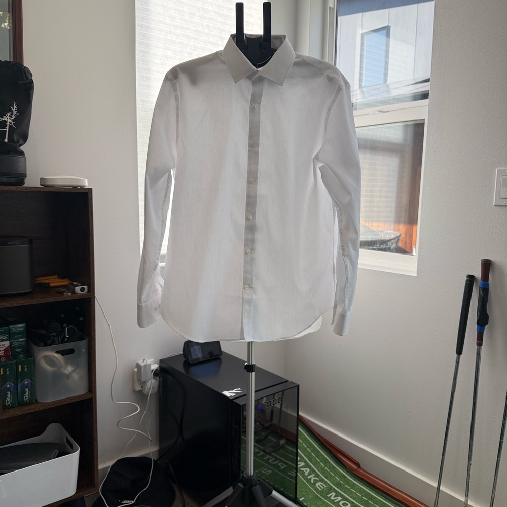 Never worn Classic White Tommy Hilfiger Men's Shirt